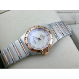 瑞士名表 欧米茄星座系列女士手表 包18K玫瑰金钢带罗马外壳两针钻石刻度白色隐标面瑞士石英女表